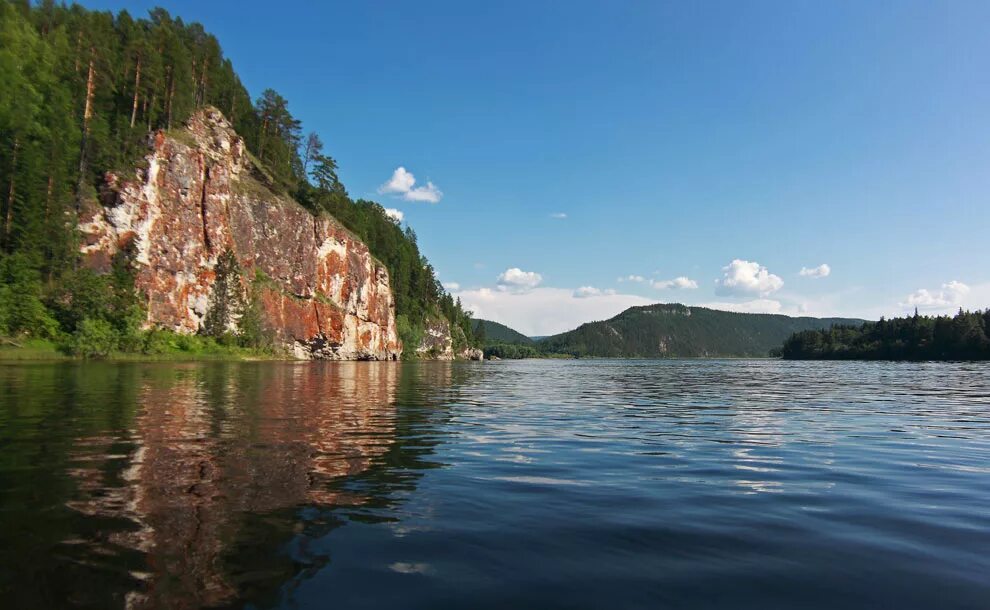 Г киренск иркутская область. Река Киренга Иркутская. Киренск река Лена. Киренск река Киренга. Река Лена город Киренск Киренский район.