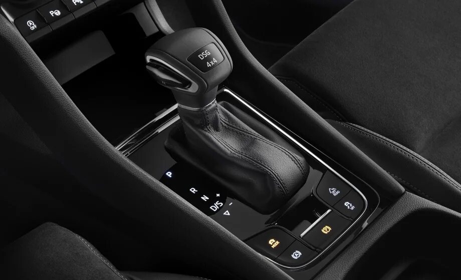 Какая акпп стоит на шкода. Шкода дсг. skoda octavia dsg 2025 коробка передач. dsg skoda karoq. шкода карок дсг.