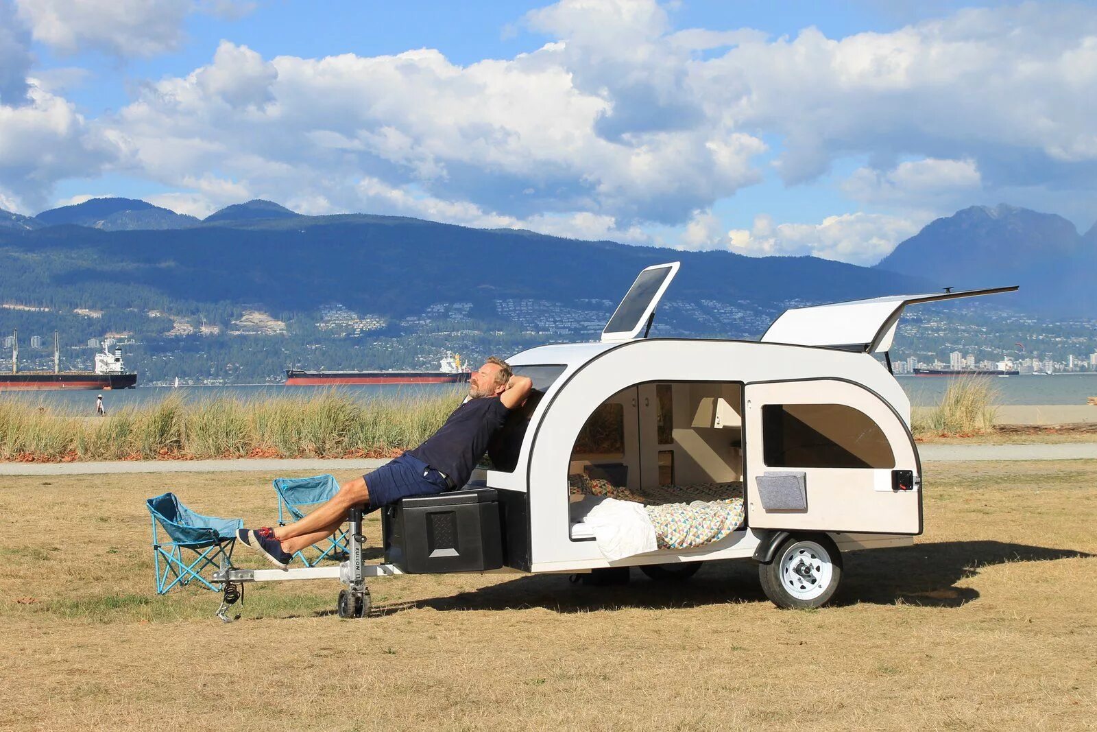 Что такое кемпер. Прицеп-дом scamp 13’. теардроп кемпер. mini camper trailer. прицеп caravisio caravan.