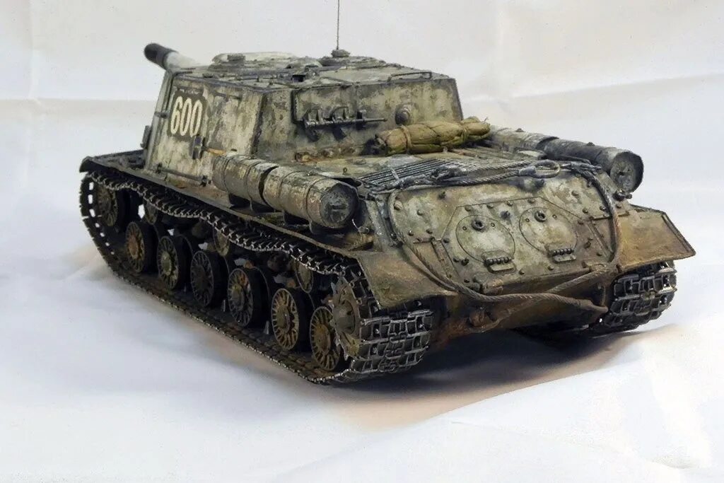 Ису 152 1. ИСУ с152 Тамия. ИСУ-152 1/35 Tamiya. ИСУ 152 звезда зимний камуфляж. ИСУ-152 зверобой звезда.