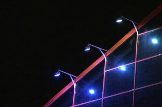 Light компания. Light prof. Milux led маска. Led маска для лица. Light prof.