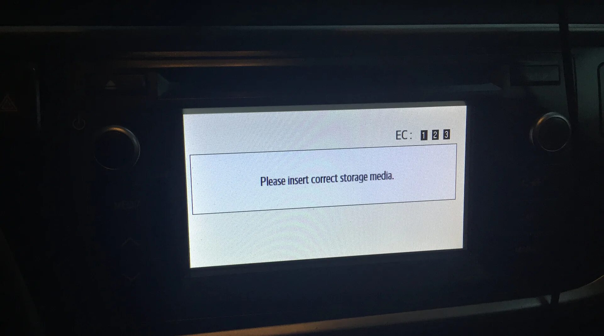 Please insert. Please insert