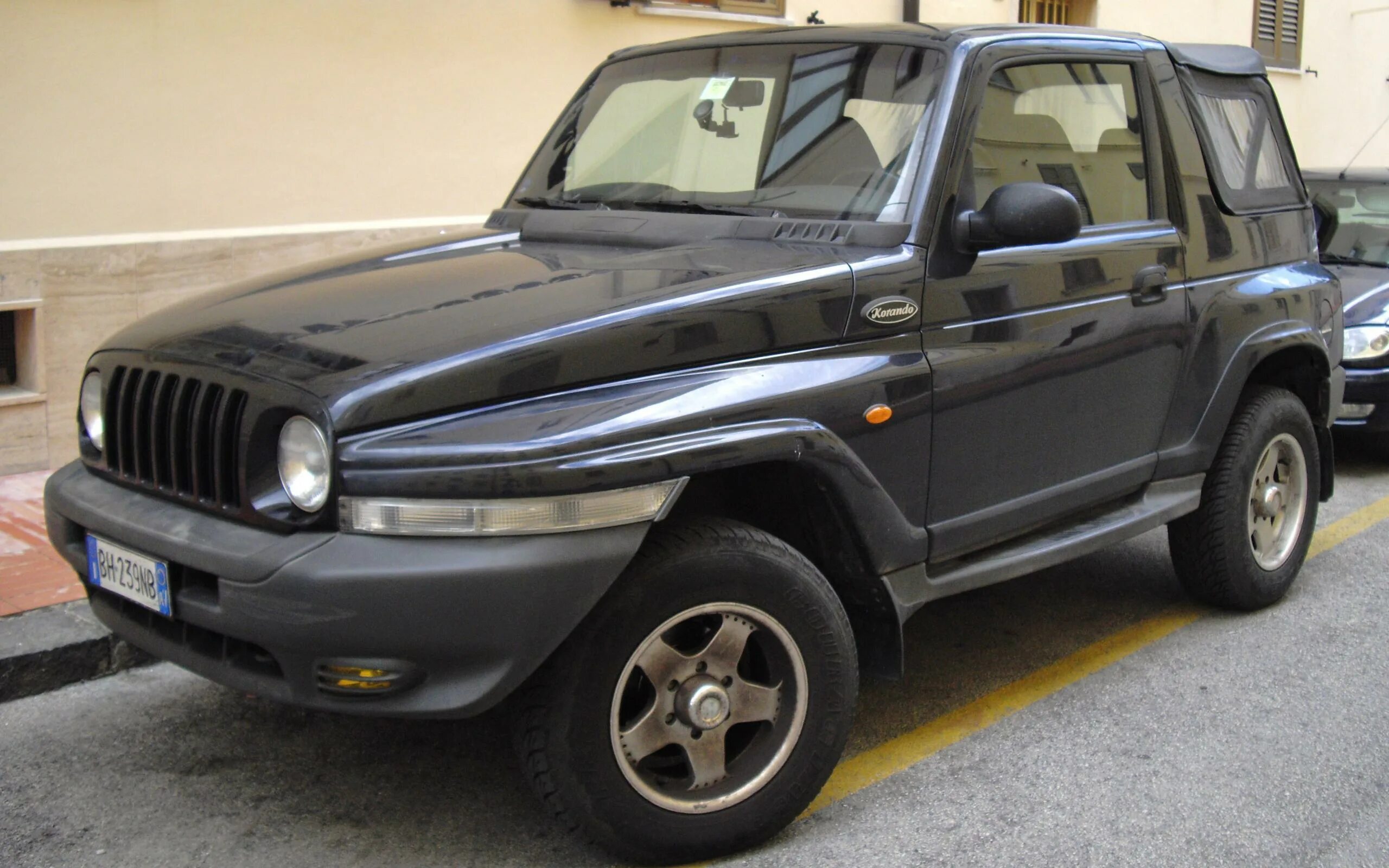 Ssangyong korando 2005. Ssangyong korando 1996. Санг енг корандо джип. Карандо. Саньенг корандо.