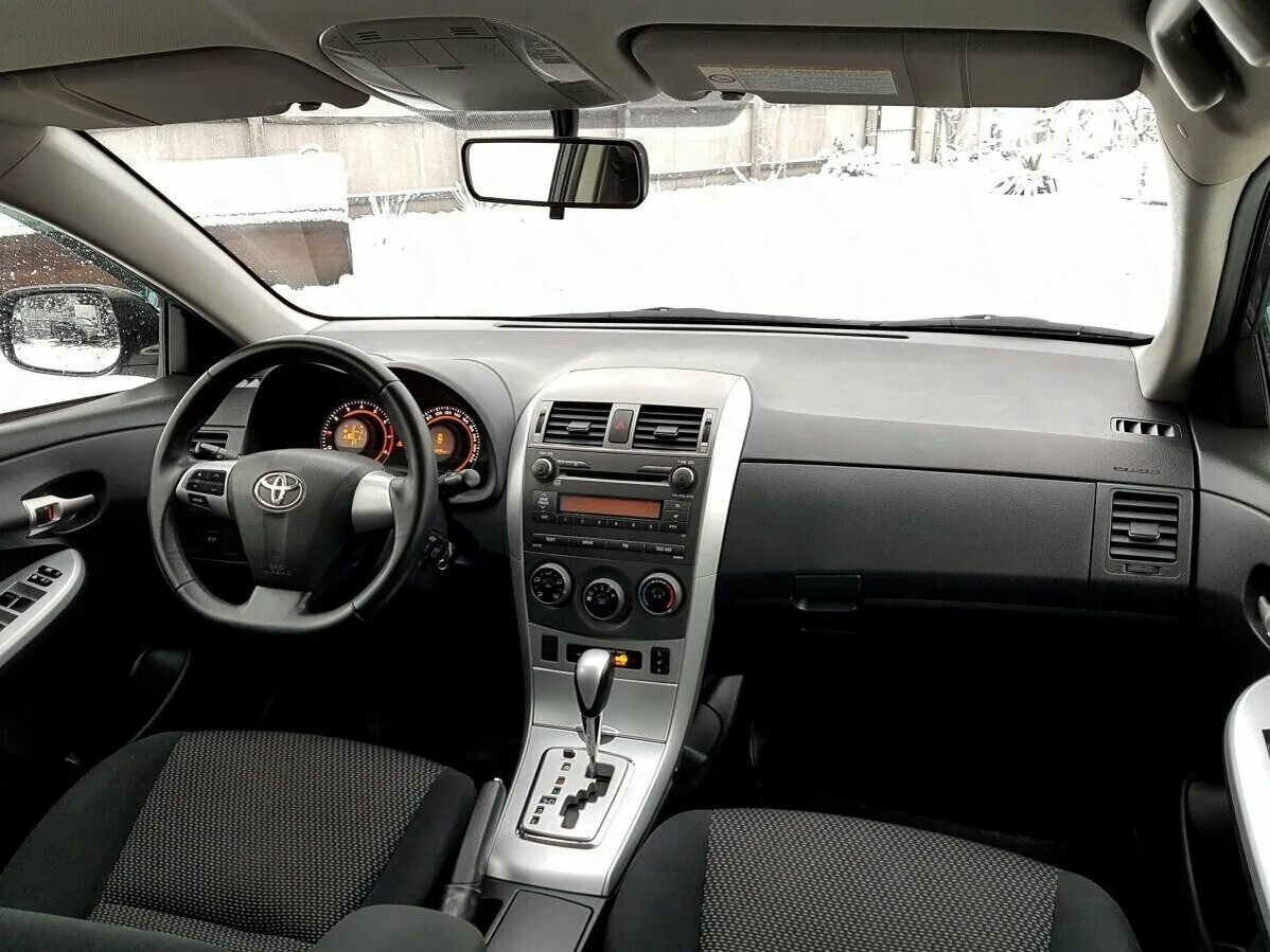 королла 2012 года коробка