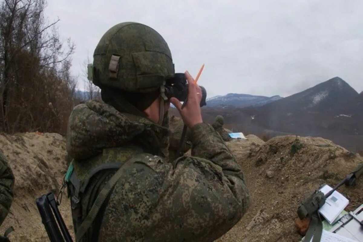 Российские военные на Украине. Российские солдаты в Гостомеле. Российские войска на Донбассе. Российские войска под Киевом.