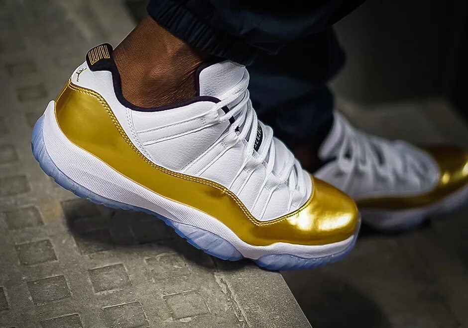 Low close. Jordan 11 Low Gold. Jordan 11 Gold. Nike Air Jordan 11 Metallic Gold. Jordan 11 Low.