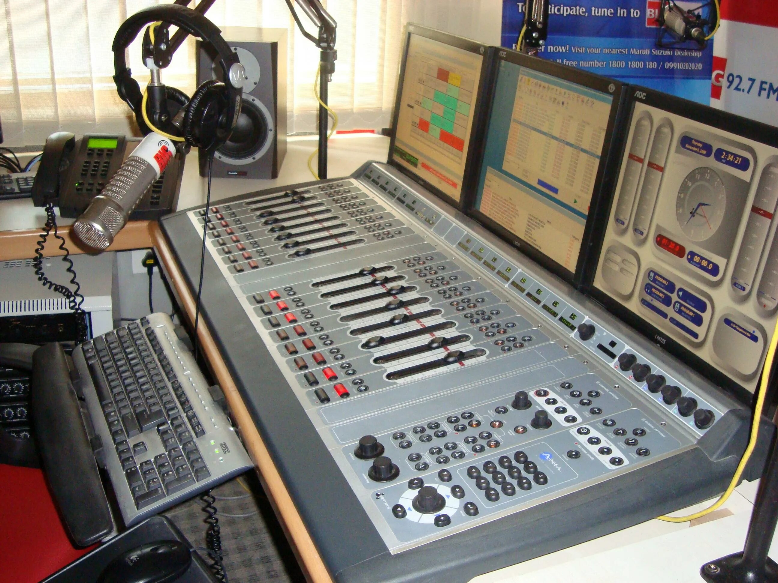 Fm станции. RS 23 Radio Stations. Indoor Radio Stations. Румор Медиа радио. Tfn tune