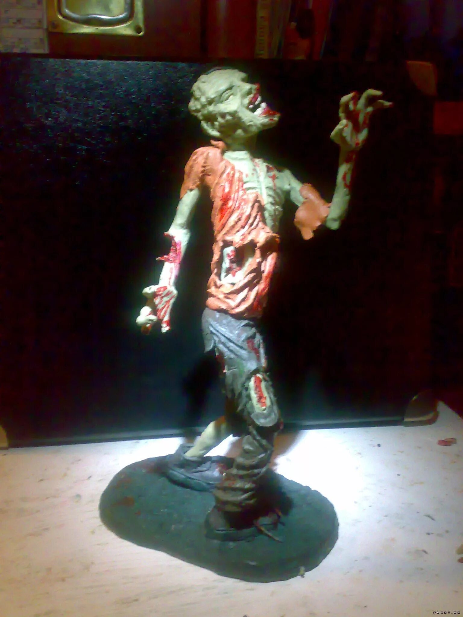 лепим зомби из пластилина. Avipi лепка растения против зомби. лепка из пластилина зомби. лепка растения против зомби. лепим зомби из пластилина.