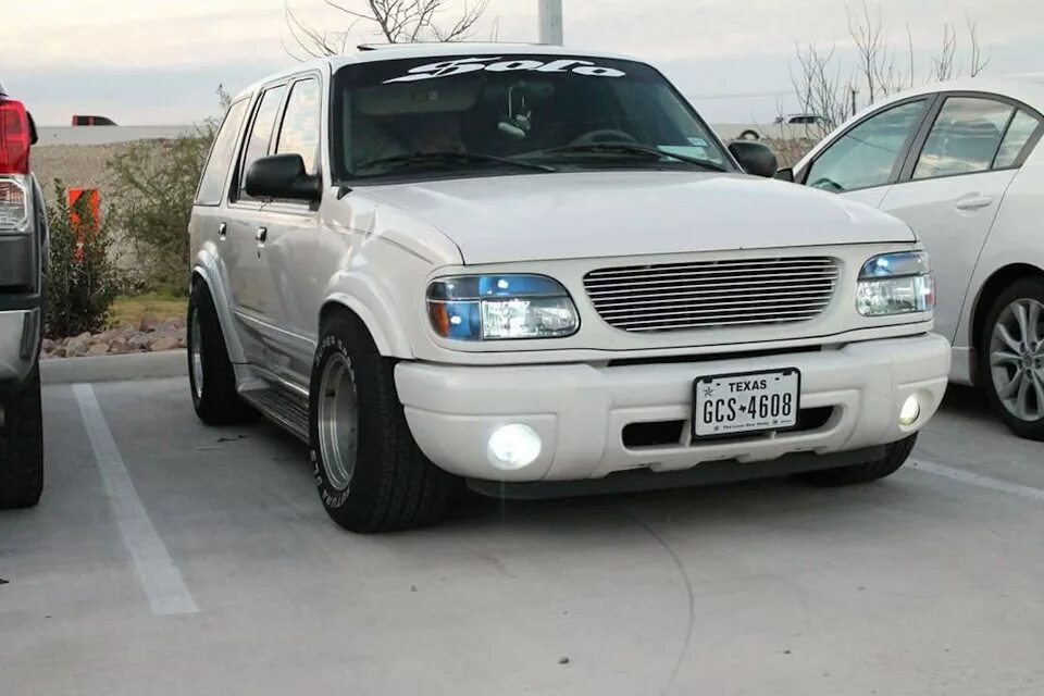 Эксплорер 2 запчасти. Форд эксплорер 2. ford explorer u2. ford explorer 1997. ford explorer 2 тюнинг.