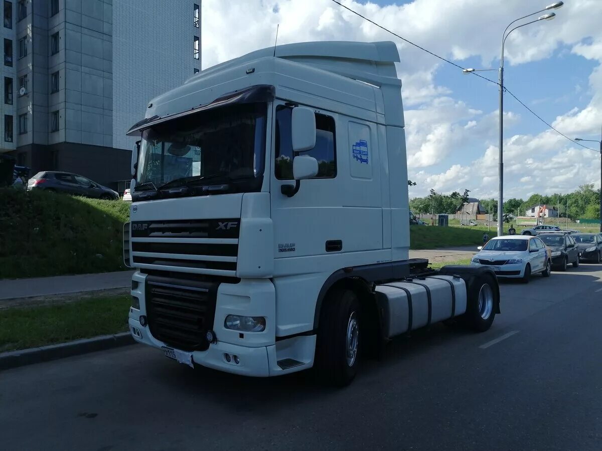 Купить даф на авито в россии. DAF 105 2009. DAF XF 105 белый. Даф хф 105. Даф 105 2015 года.