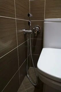 Установка гигиенического душа на инсталляцию