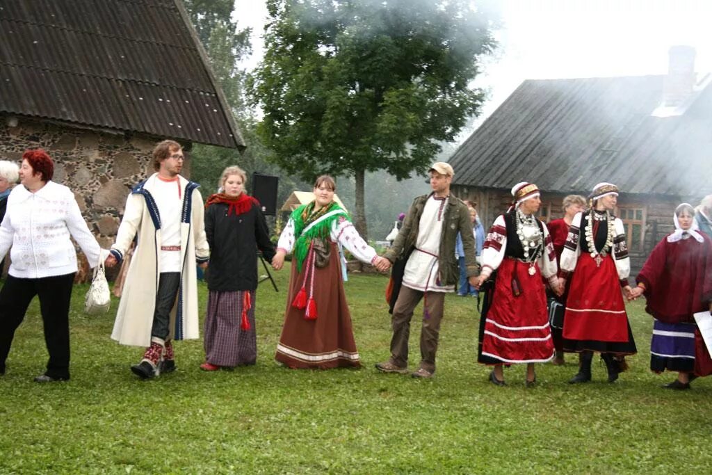 Народ сето Псковской области. Сето народность Псков. Народность сету в Псковской области. Сеты народность в Пскове. Народы псковской области