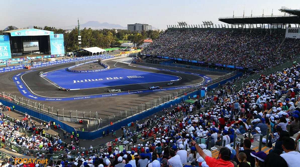 Квин стадион. Стадион foro Sol!. Формула 1 Мехико стадион. Foro Sol Mexico вместимость. Стадион соль -Илецк.