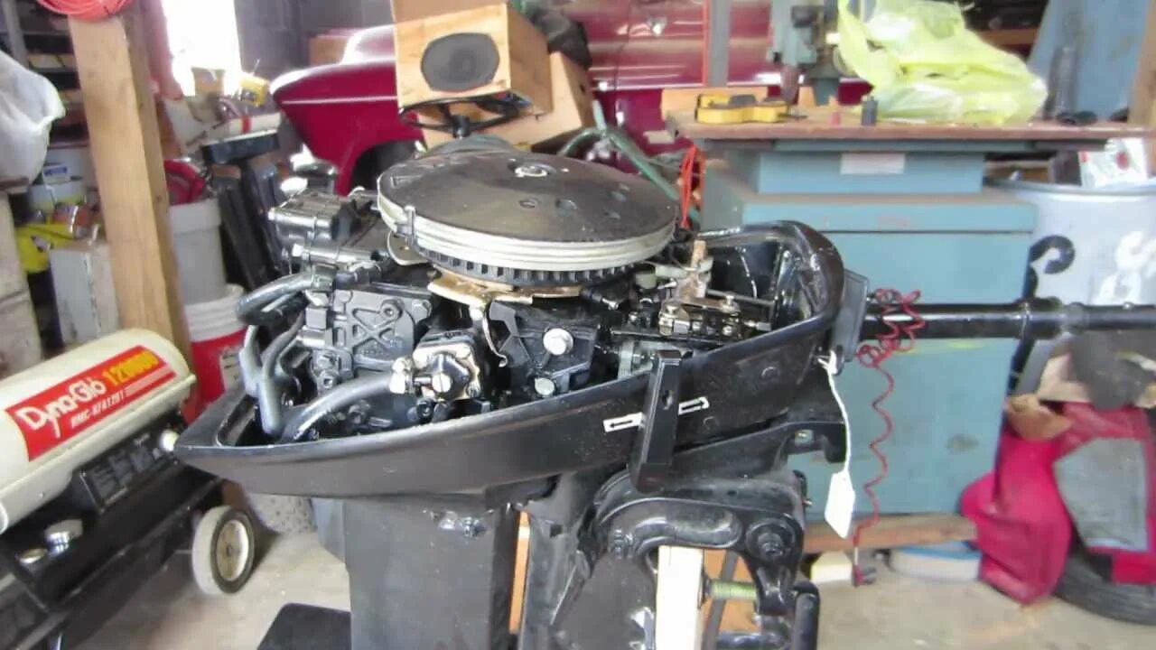 Сервис лодочных моторов. Лодочный мотор сузуки дт 30. Mercury 350 xl verado. Лодочные моторы неисправности. Обслуживание лодочного мотора.