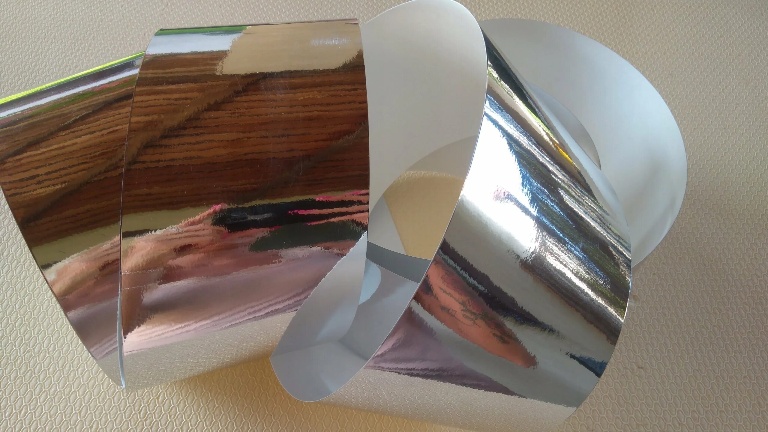 Солнцезащитная зеркальная пленка r silver 15 luxfil. Пленка зеркальная dc-fix. 3м scotchcal 7755. Зеркальная самоклеящаяся пленка. Пленка сильвер 15 зеркальная.