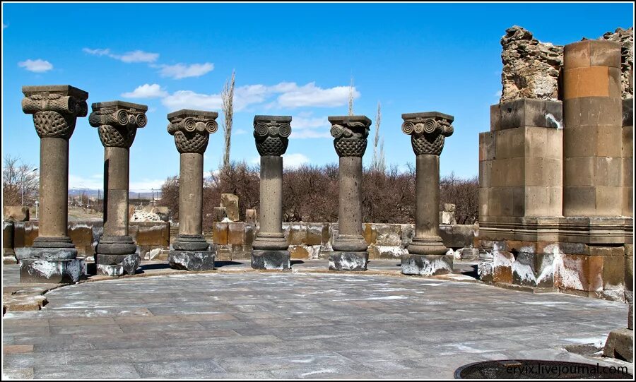 Где находится звартноц. Развалины храма Звартноц. Звартноц Армения. Храм Звартноц в Армении. Звартноц храм небесных ангелов.
