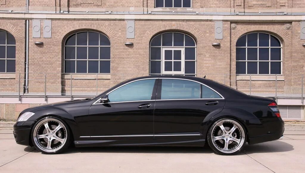 Какие диски на мерседес. Мерседес w221 cls. w221 tuning. mercedes benz w221 amg tuning. мерседес s500 221.