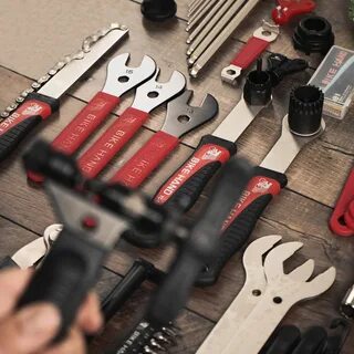 Repair tool