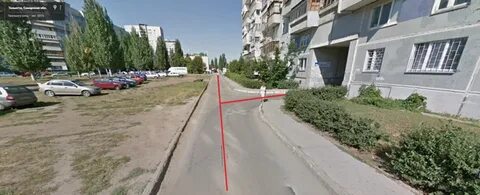 Перекресток во дворе