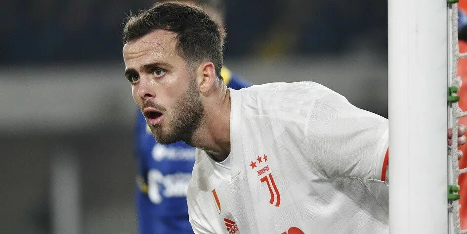 Миралем пьянич. Картинки pro pjanic. Пьянич футболист карьера. Миралем пьянич. Карточки футболистов пьянич.