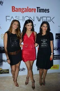 Nandita Mahtani,Actress Shruti Haasan & Dolly Sidhwani walking the Ramp for Love
