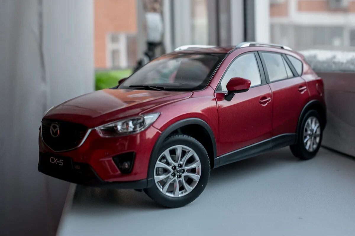 Мазда сх5 екатеринбург. Mazda CX-5 1:18. Модель Мазда СХ-5. Моделька Mazda CX-5. Mazda CX-5 Supreme.