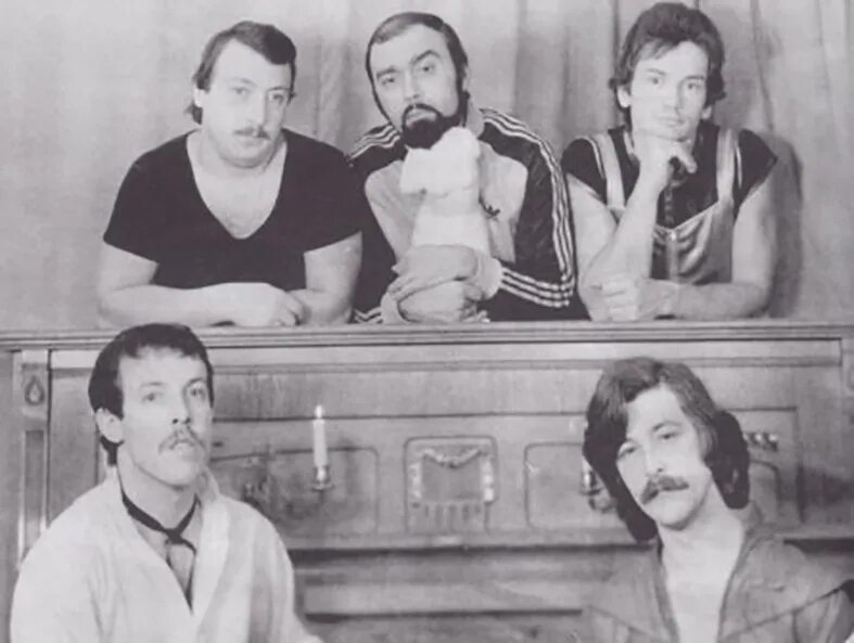 песня машины времени окна. группа машина времени.