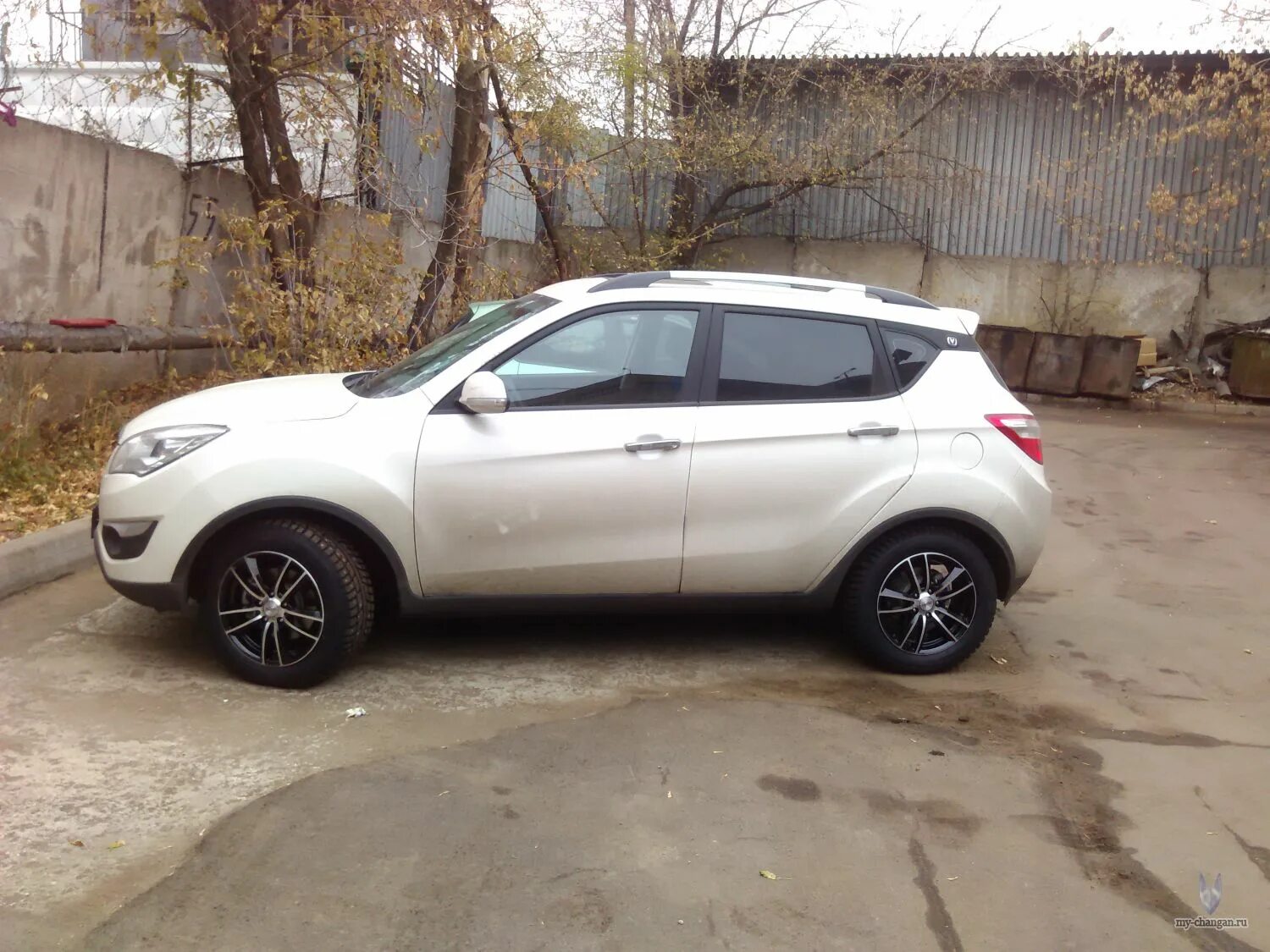 Чанган 35 колеса. Changan cs35 plus диски. Колесные диски на чанган cs55 plus. Колеса на чанган cs55 плюс. Диски чанган cs35 plus.