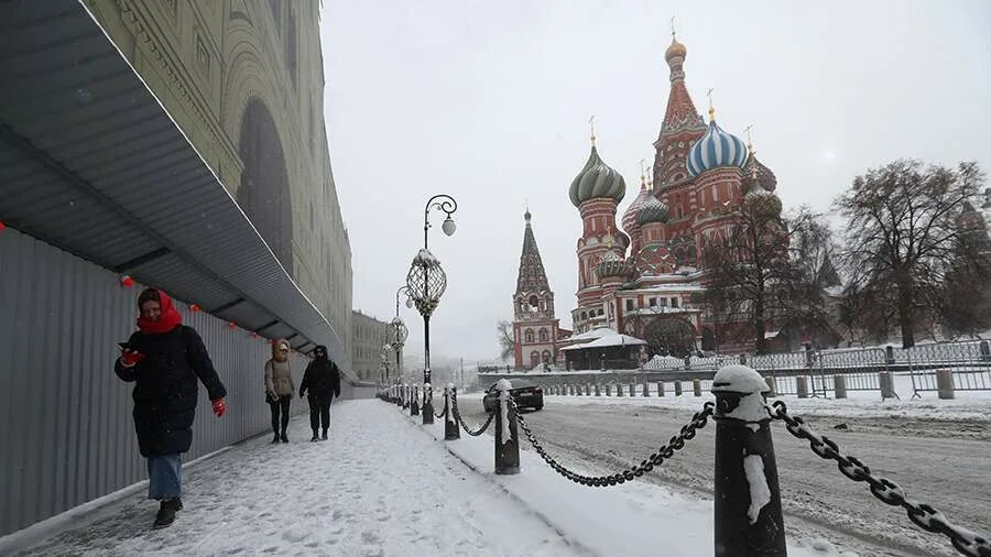 Погода москва синоптик россия. Москва зимой. Центр Москвы зимой. Зима пришла в Москву. Москва центр снег.
