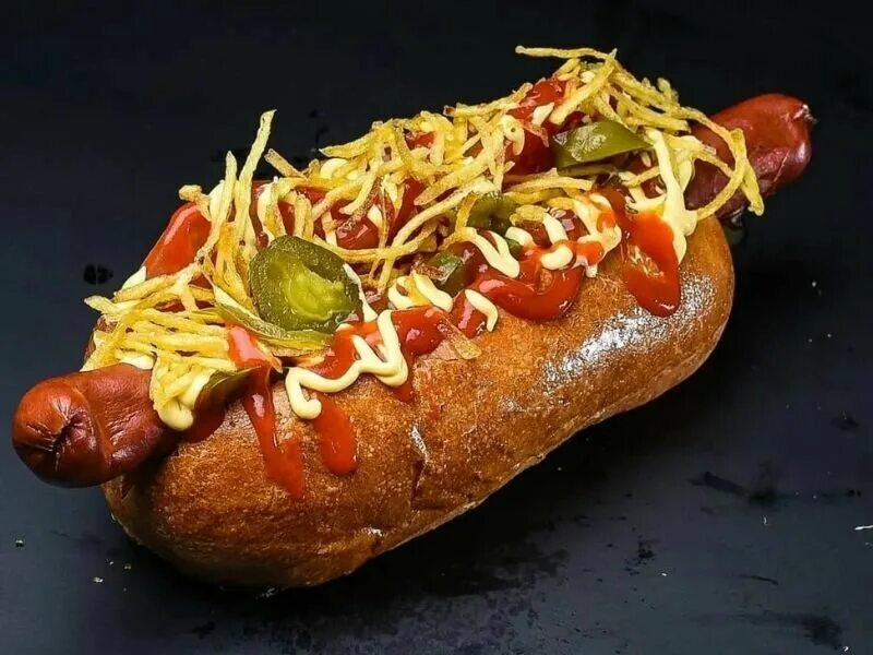 датский хот дог аик. хот дог говяжий. хот дог канадский. хот дог говяжий. горчица для хот догов.