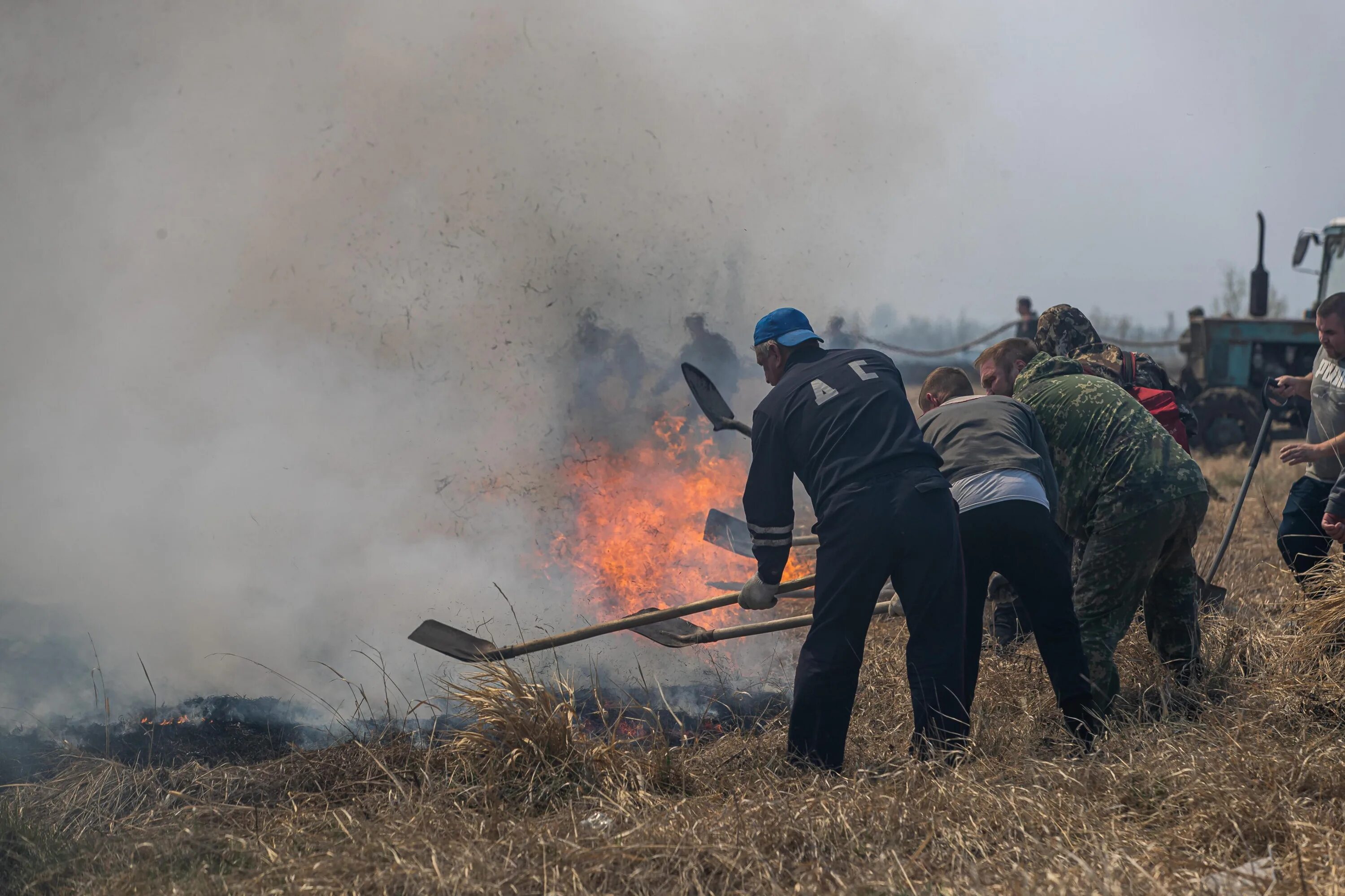 хмао пожар леса. пожар в ханты мансийске. пожар в хмао. хмао пожар леса. пожар в радужном хмао.