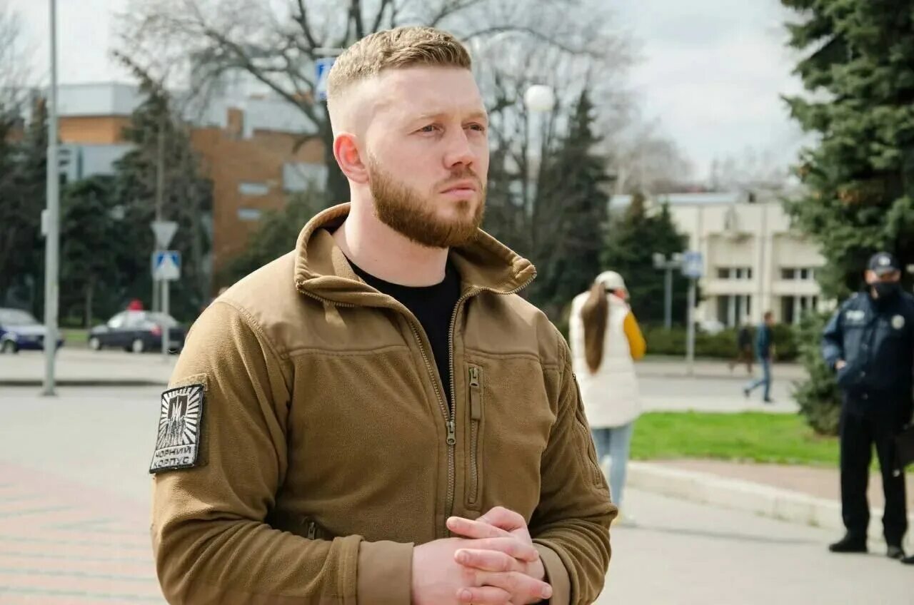 телеграмм канал боцман. боцман малюта и тесак. демушкин тесак. сергей коротких малюта боцман. стикер телеграм питер пен.