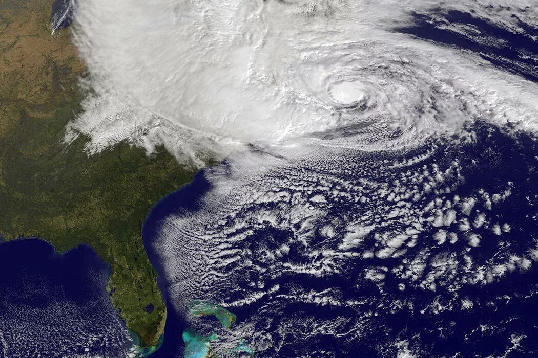 Шторм сша. Ураган Сэнди 2012. США 2012 ураган Сэнди. Ураган Сэнди в США. Нью-Йорк ураган "Сэнди" в 2012 году..