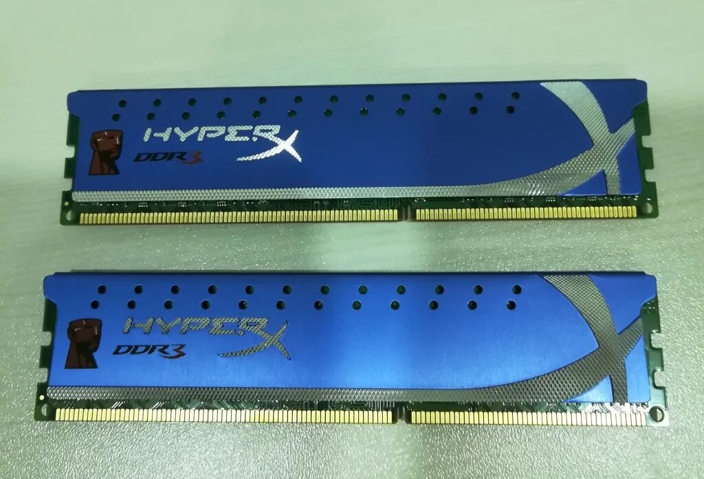 Плашки оперативной памяти цена. Kingston HYPERX ddr3 4gb 1600mhz. Оперативная память Kingston HYPERX ddr3 4gb. Kingston HYPERX ddr3 1600 2gb. Kingston HYPERX Genesis ddr3 4x2gb.