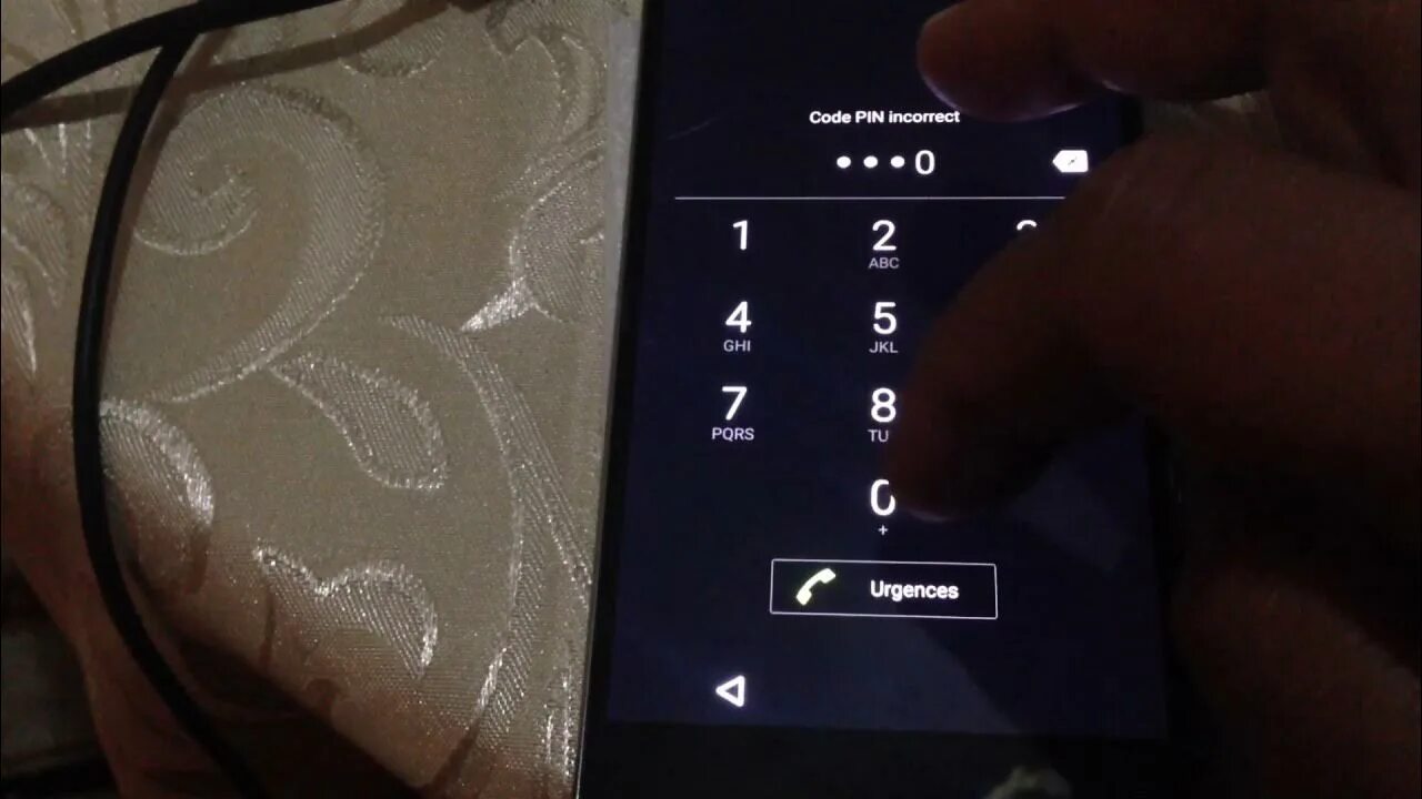 Sony Xperia z5 reset. Пароль на сони иксперия. Экран разблокировки телефона сони. Sony Xperia код. Пароль sony xperia