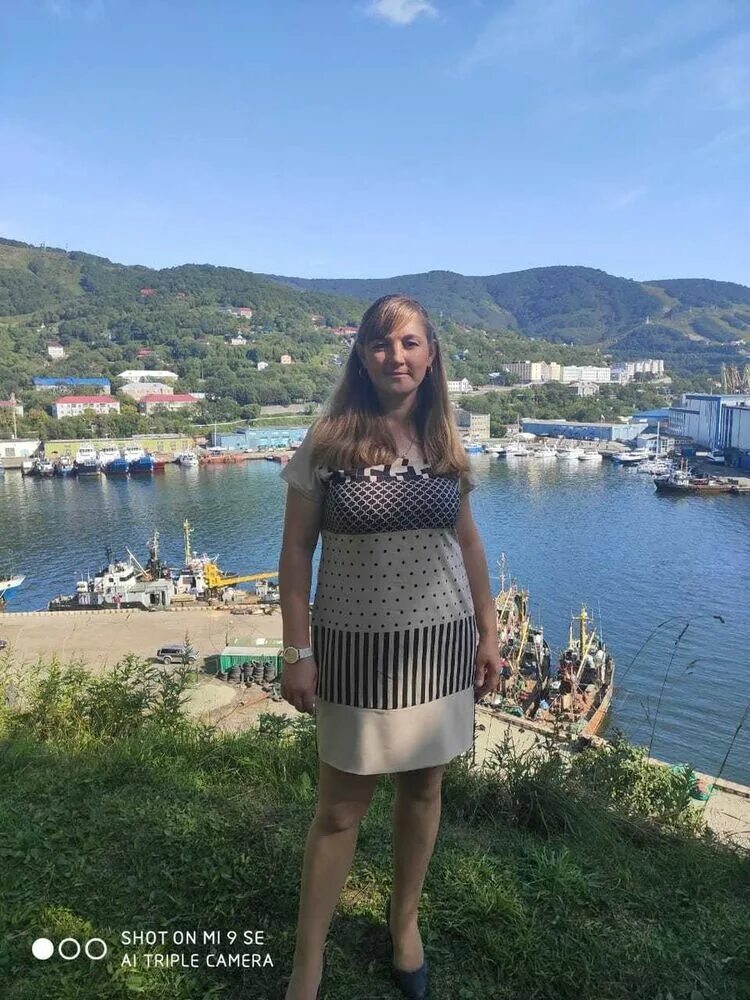 Девушки петропавловск камчатский. Воздух петропавловск-камчатский. Култучное озеро в петропавловске-камчатском. Камчатка петропавловск-камчатский. Одинокие женщины на камчатке.