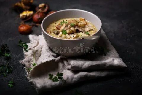 Суп с грибами и беконом