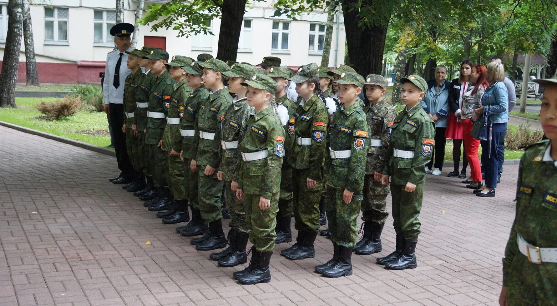 Школа 1702 Петровский кадетский корпус. 2 Московский кадетский корпус имени Максимчука. Петровский кадетский корпус ул Зеленоградская д 9. Втором Московском кадетском корпусе. Кадетский пожарно спасательный корпус