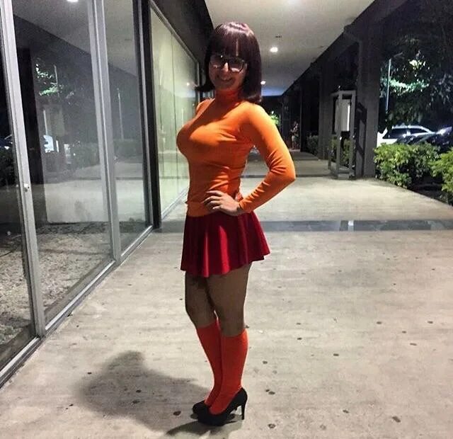 Эрин Еевее. Erin Eevee Велма. Velma Larkin.