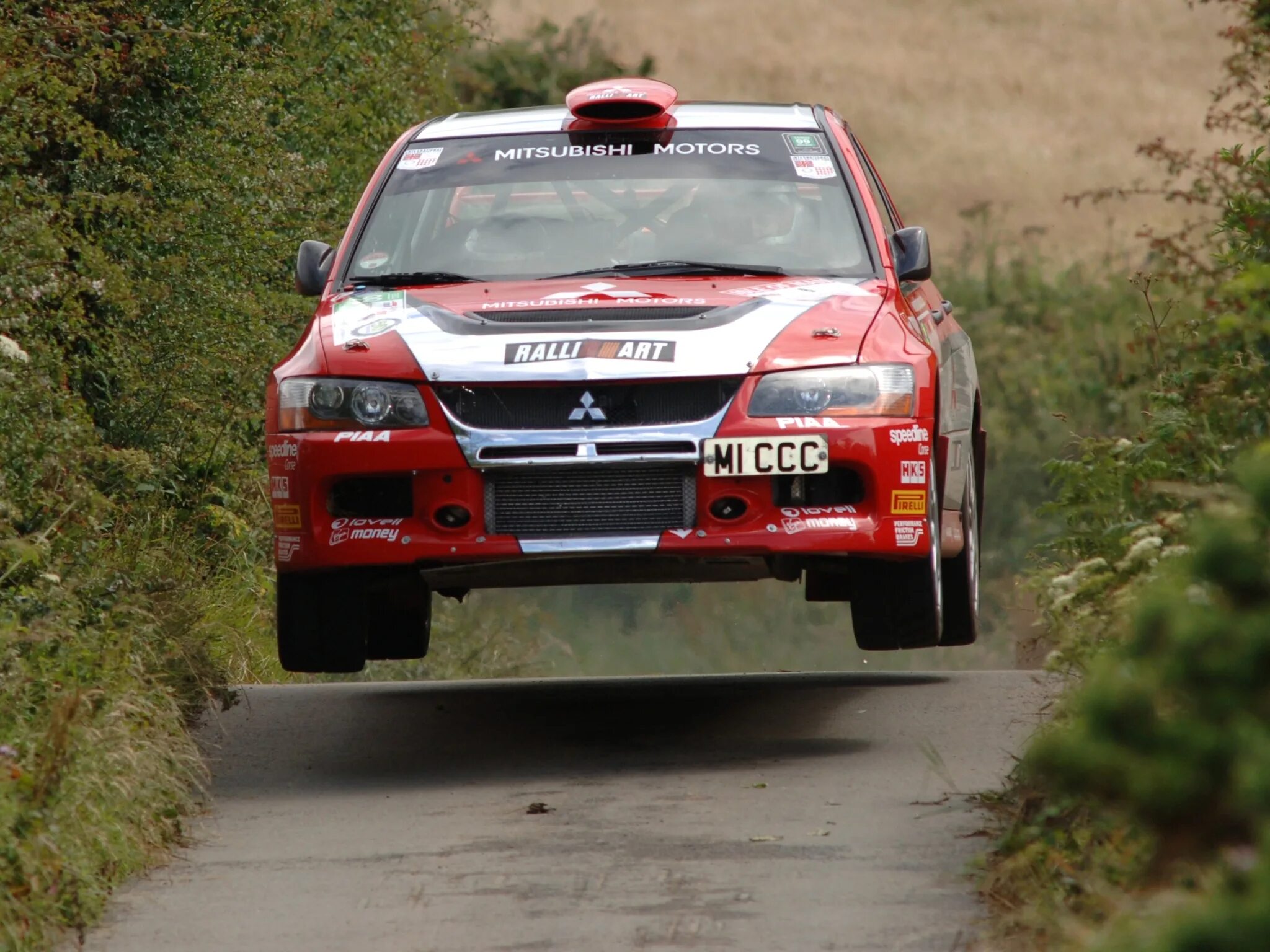 Гоночная машина с препятствиями. Mitsubishi Lancer EVO 9 ралли. Mitsubishi Lancer EVO 7 Rally. Mitsubishi Lancer Evolution 7 ралли. Mitsubishi EVO 7 Rally.