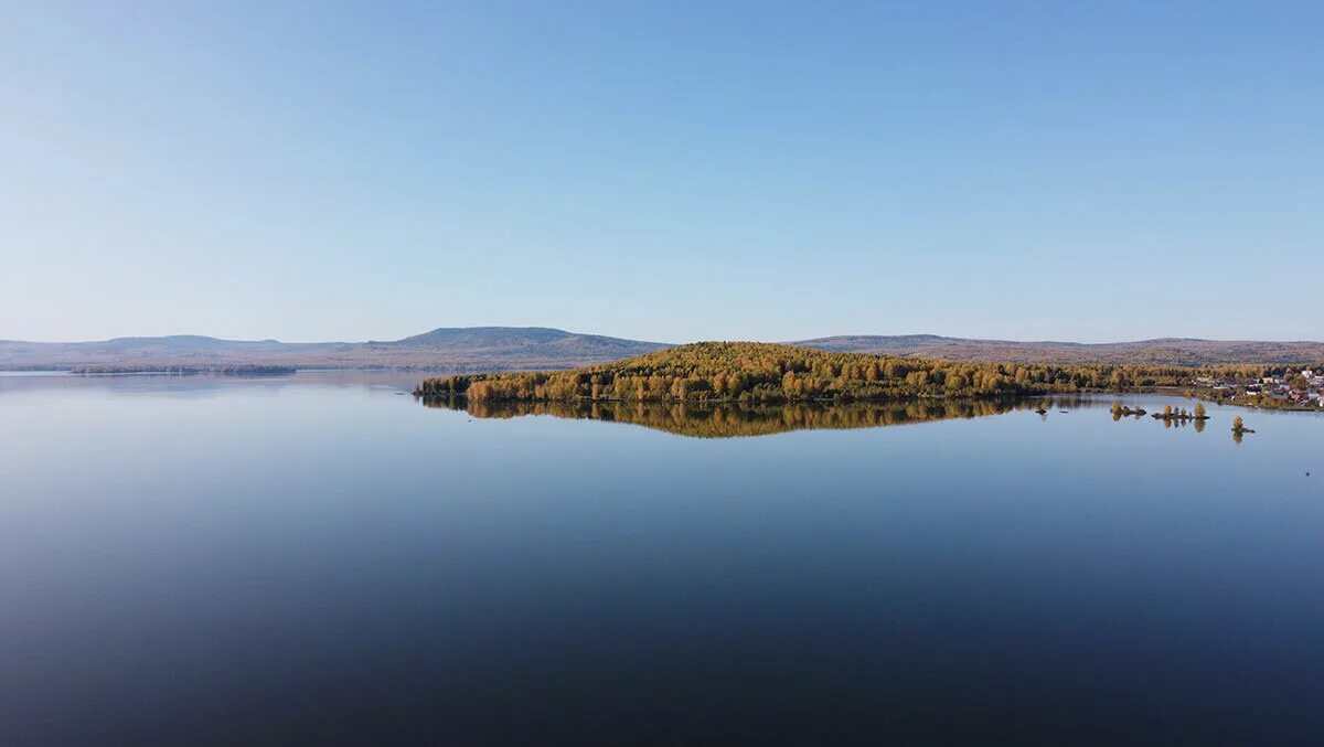 Белогорская вода. Голубые озера нижний тагил лазурный. Черноисточинский пруд свердловская область. Загрязнение воды нижний тагил. Вода тагил.