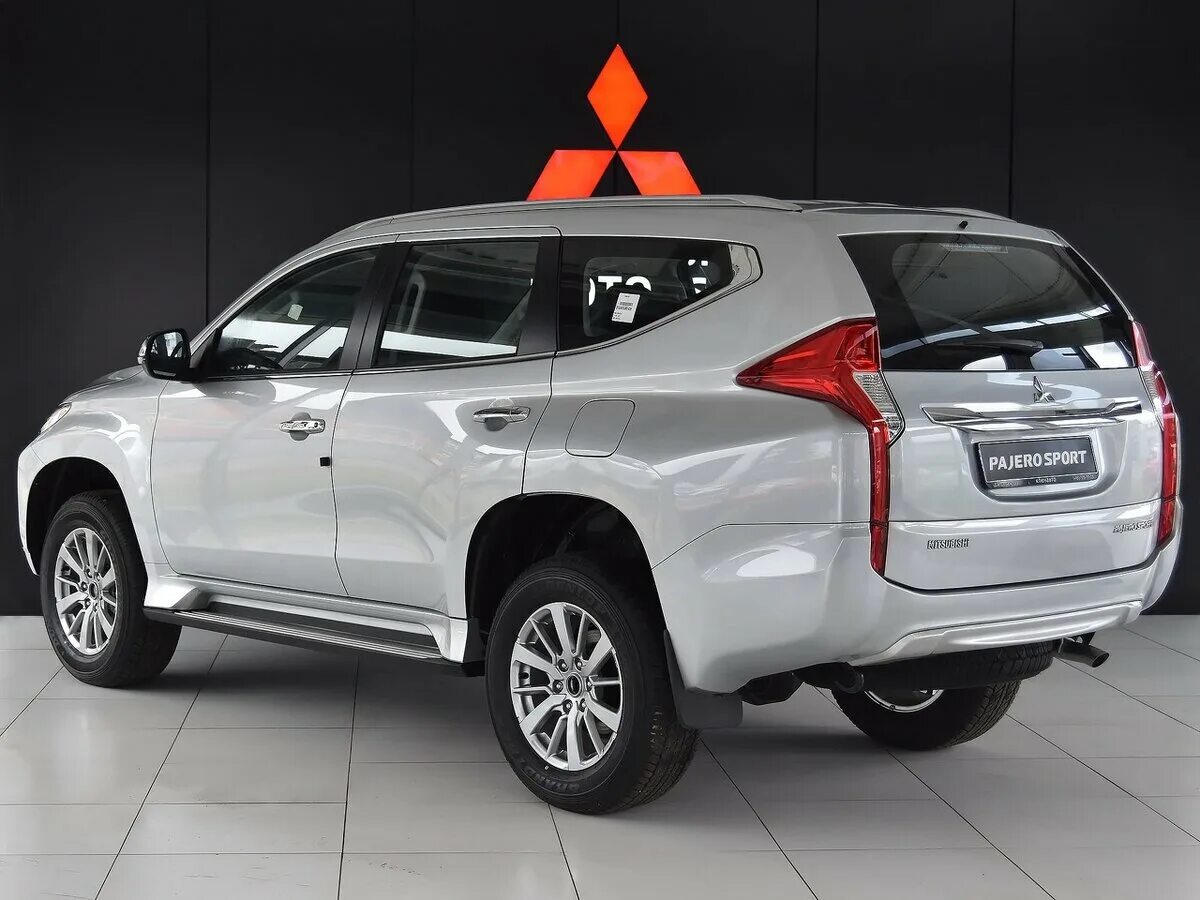 Паджеро спорт 3. Новый mitsubishi pajero sport 2021. Митсубиши паджеро спорт 2022. Паджеро спорт 3 2022. Митсубиши паджеро спорт 3.