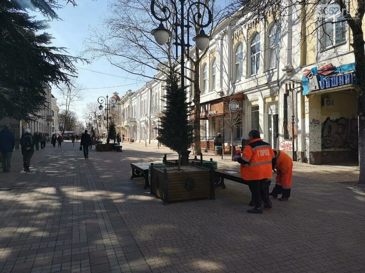 Какое население в симферополе