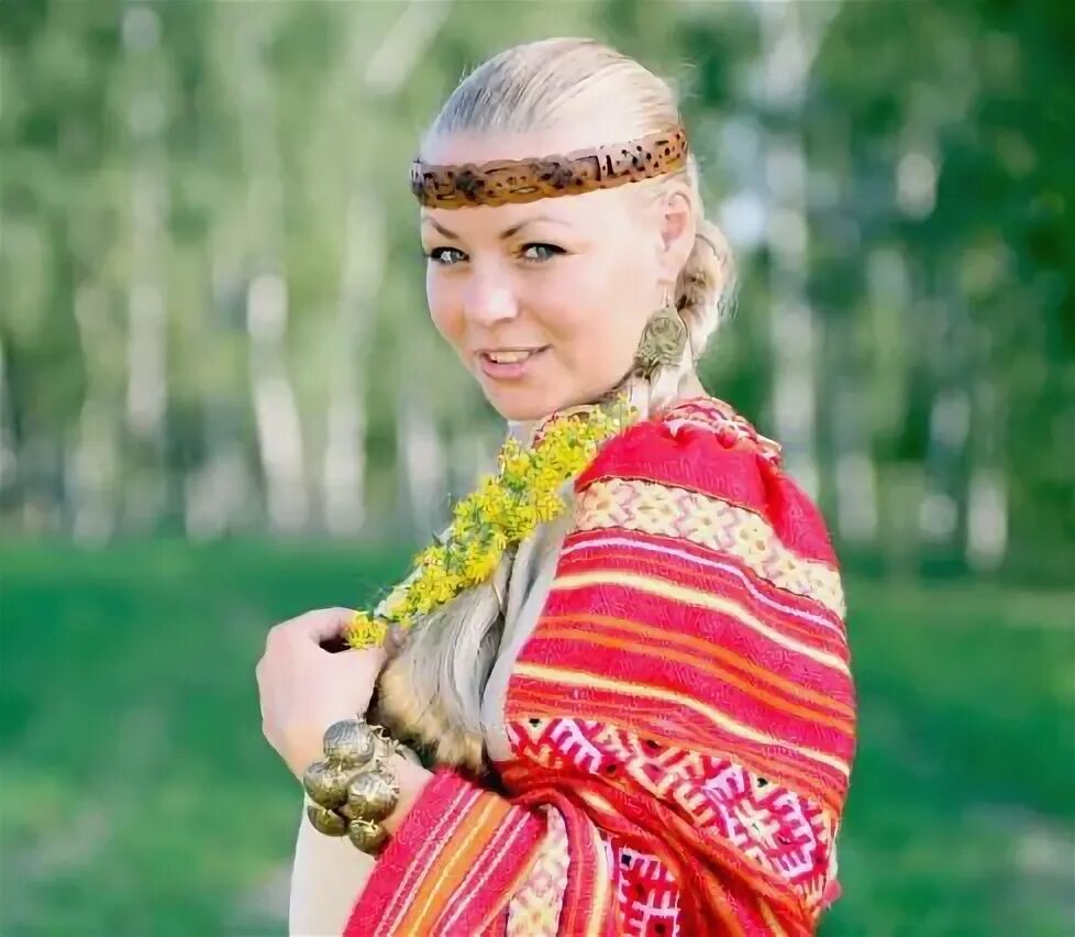 Велеслава имя значение. Славянская певица велеслава. певица велеслава. велеслава мурманск. велеслава википедия певица биография.
