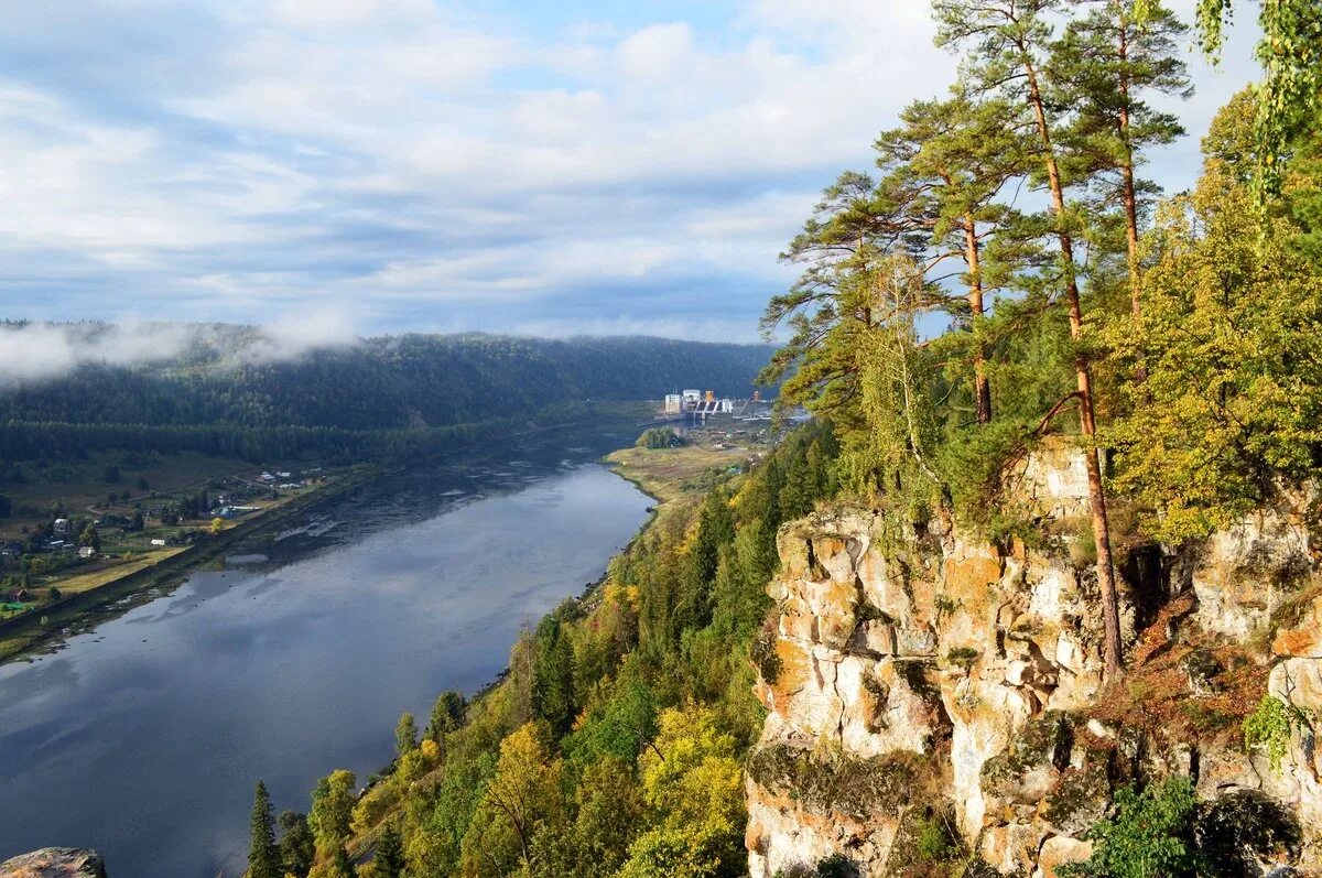 Лысая гора павловка. Кисловодск горы. Красный ключ гора. Красные скалы павловка нуримановский район. Лысая гора павловка.