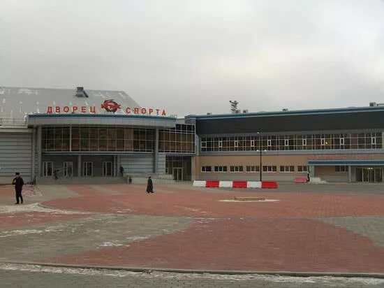 площадь дворца спорта угмк верхняя пышма. дворец спорта угмк верхняя. дс угмк верхняя пышма. дворец спорта верхняя пышма. бассейн угмк в верхней пышме.