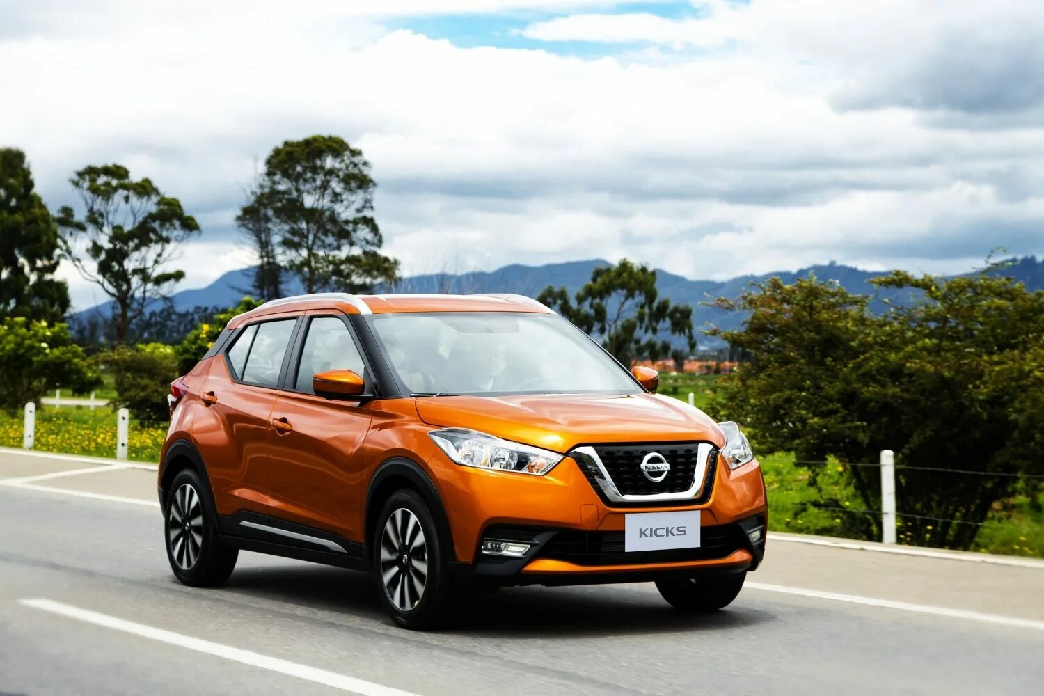 Nissan Kicks. Nissan Kicks 2017. Nissan Kicks Dubai. Ниссан Кикс индийский. Купить ниссан кикс