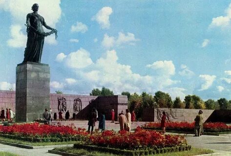 Памятники города ленинград