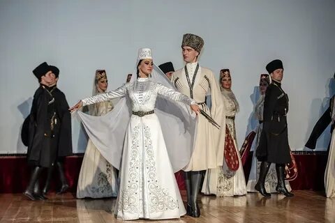 Национальный костюм осетинки
