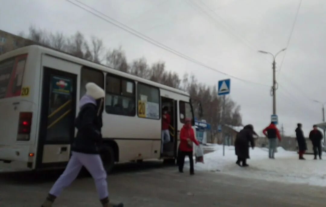 Остановка 9 мая автобусы. Остановка администрация Северного района Орел. Остановка Звездный Орел. 9 Маршрутка Орел. Автобусы города орла.